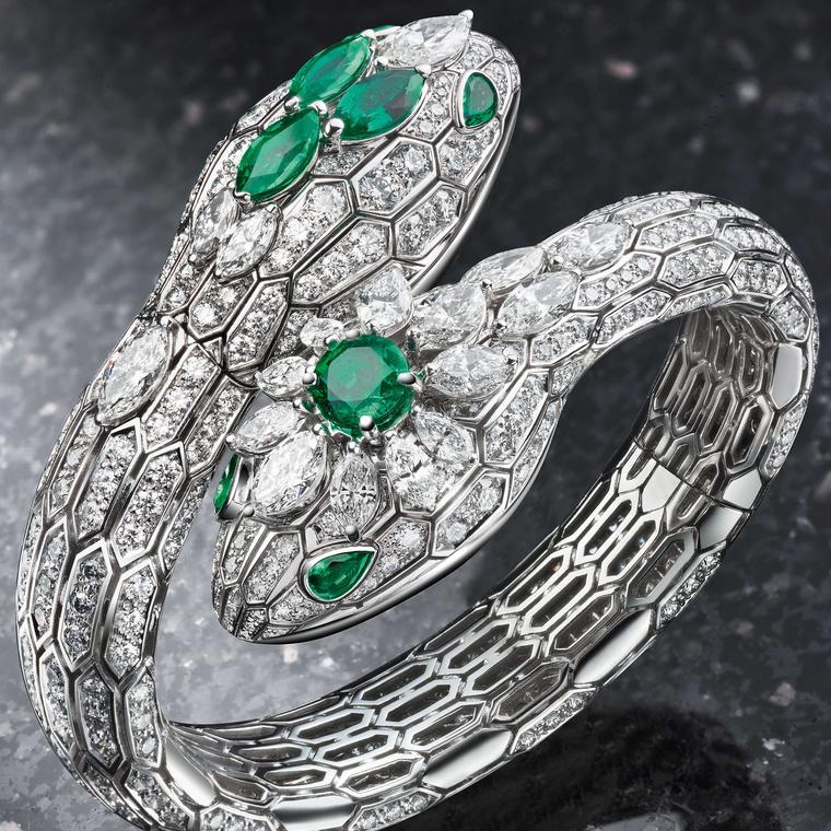 bulgari serpenti ring emerald