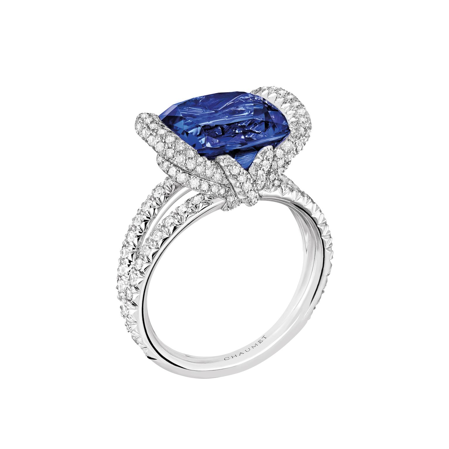 Chaumet Liens d'Amour sapphire ring