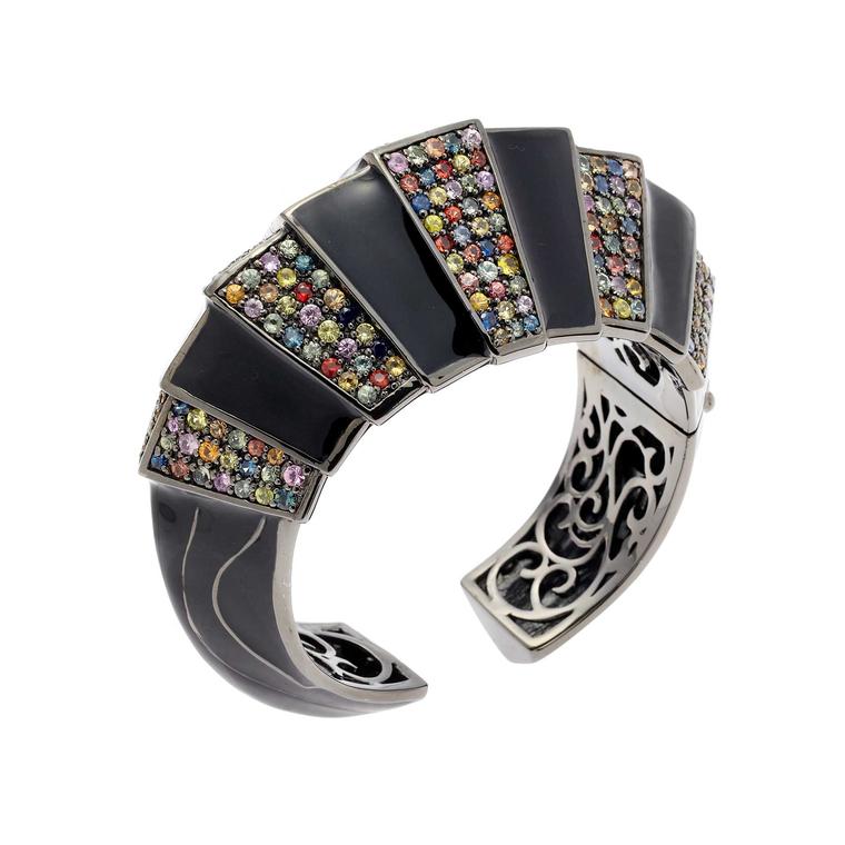 Primordial silver cuff in black enamel with sapphires