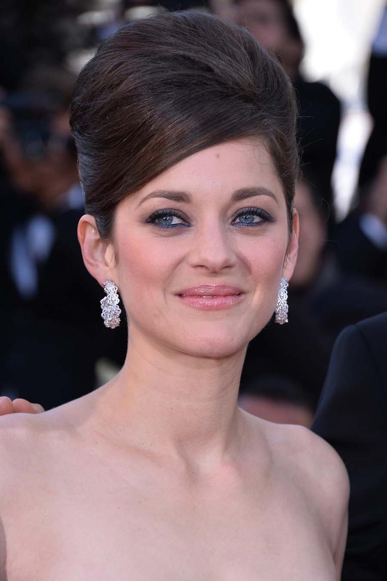 Marion Cotillard first to wear Chopard Green Carpet collection jewels in Cannes