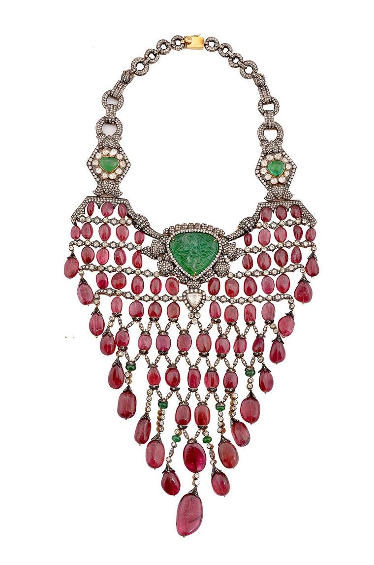 Amrapali exhibits heritage jewellery in New Delhi and London