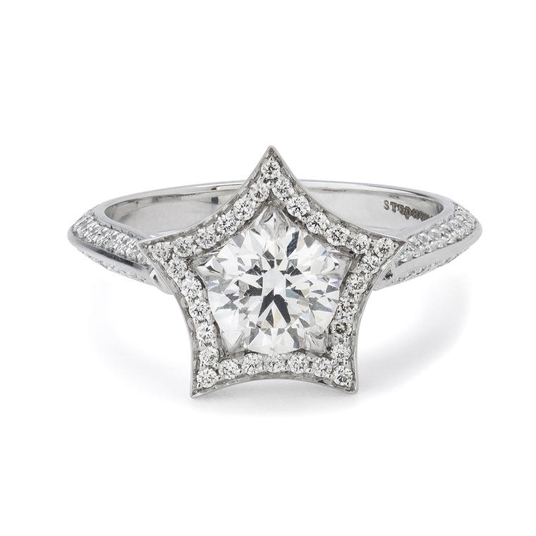 Alternative engagement rings for your spring proposal
