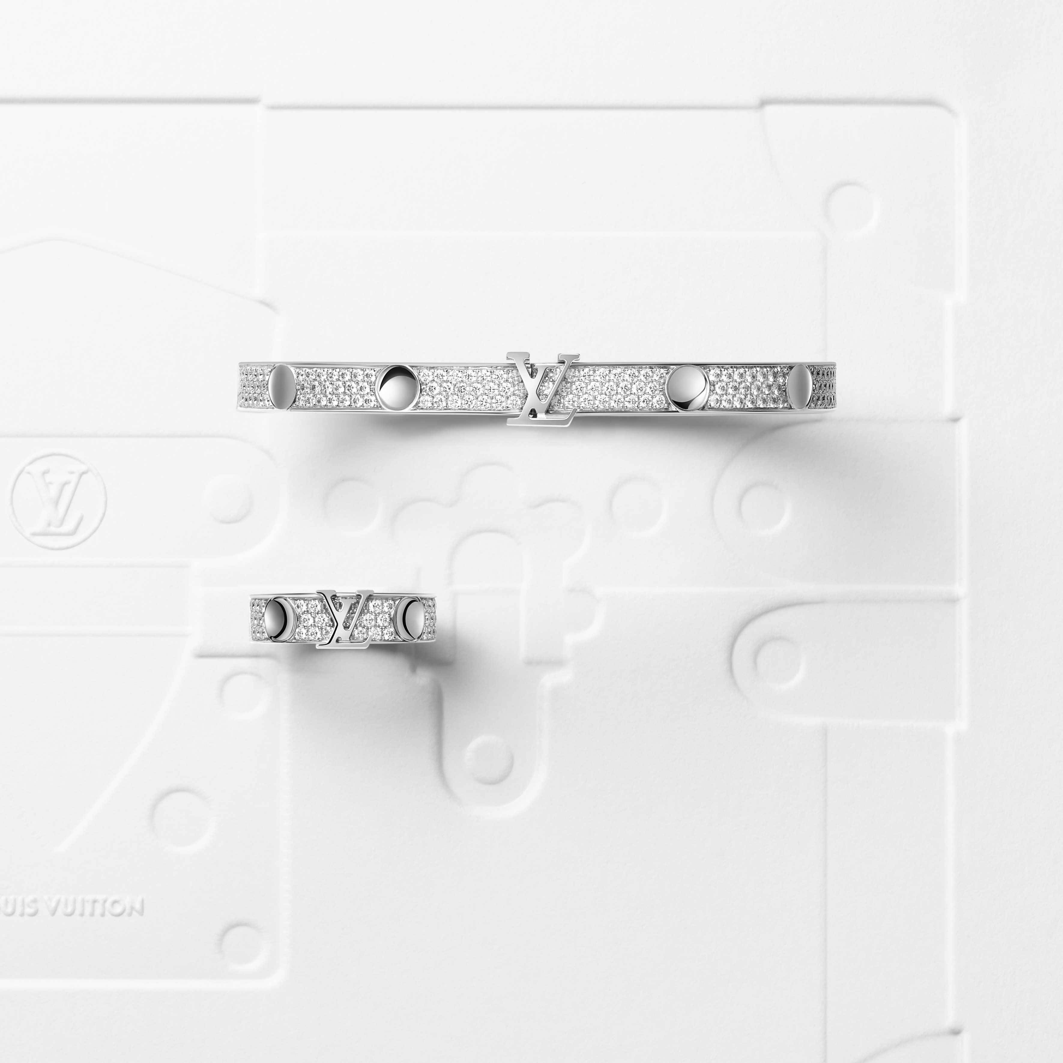 Louis Vuitton Empreinte Diamond White Gold Bracelet