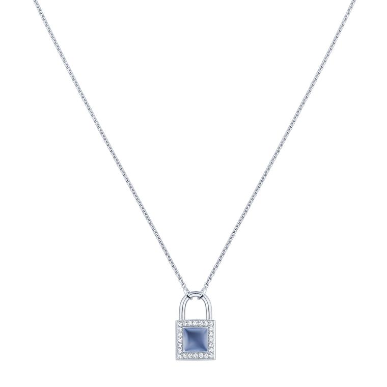 Louis Vuitton Monogram Eclipse Charms Necklace – Larchives
