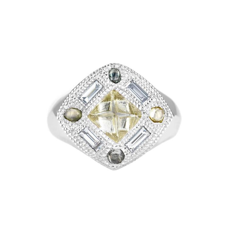 de Beers Jewellers 18kt White Gold Talisman Trio Diamond Stacking Rings - Silver