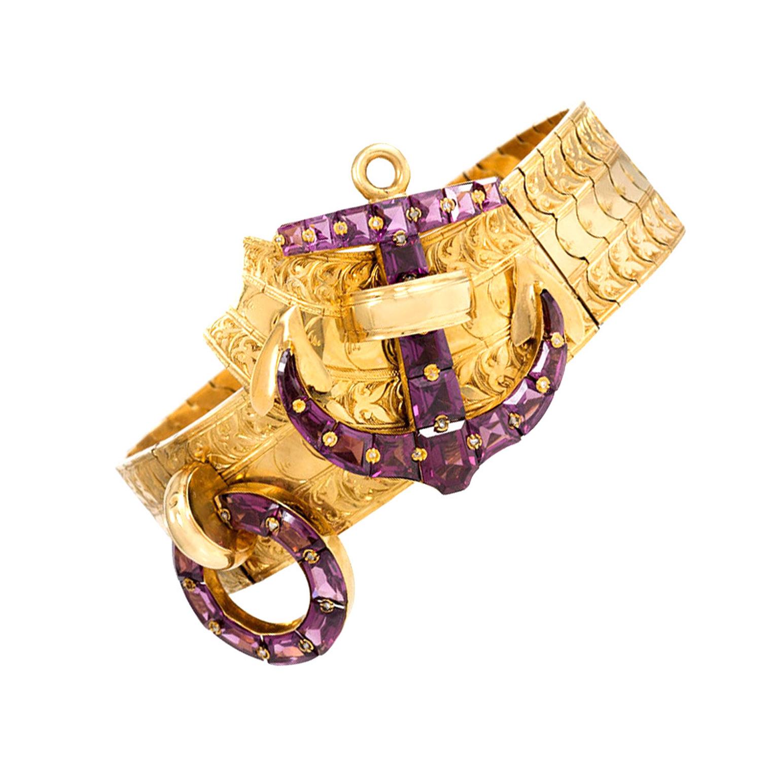 gold charm bracelet - Inez Stodel