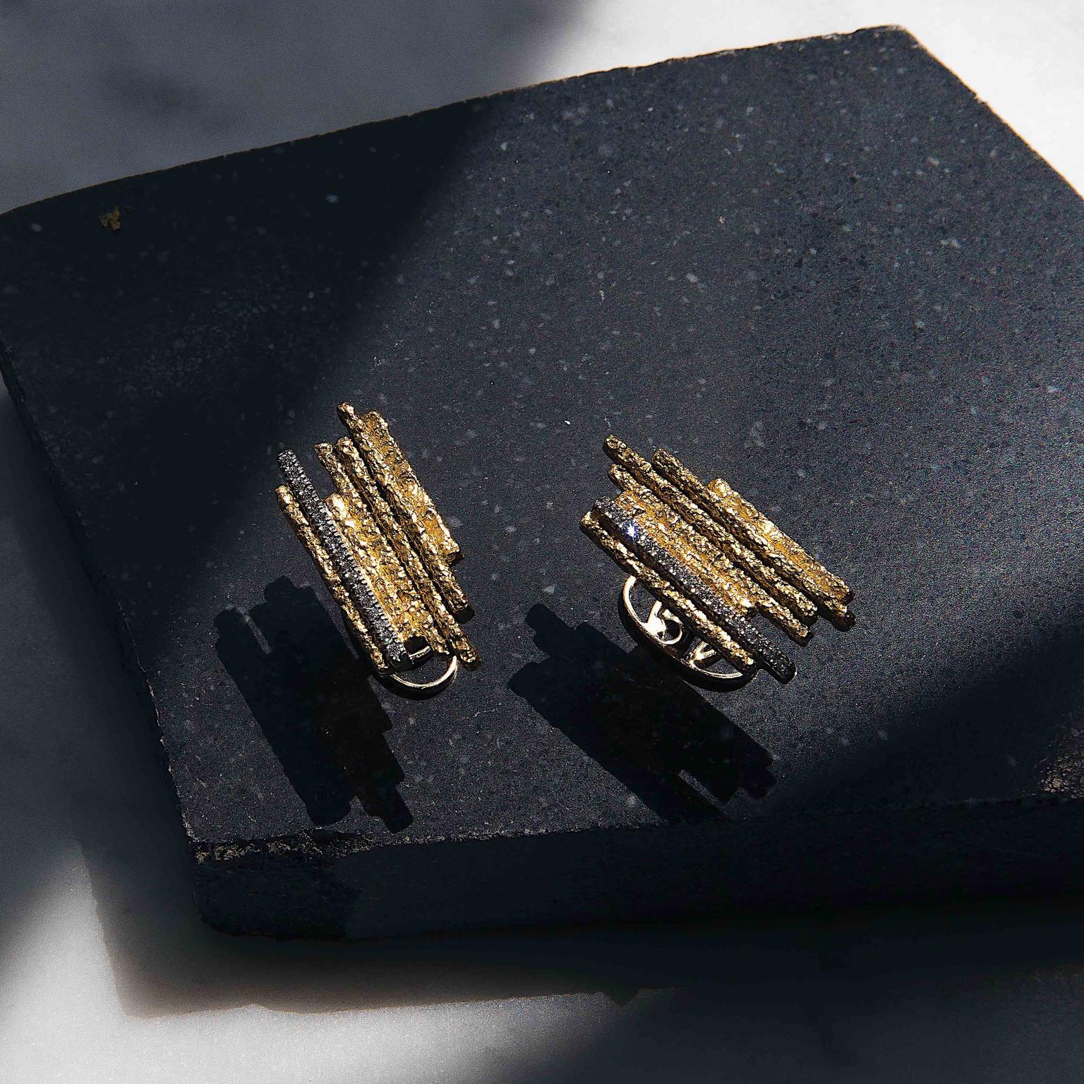 Gold Stripes cufflinks by David Gotlib 