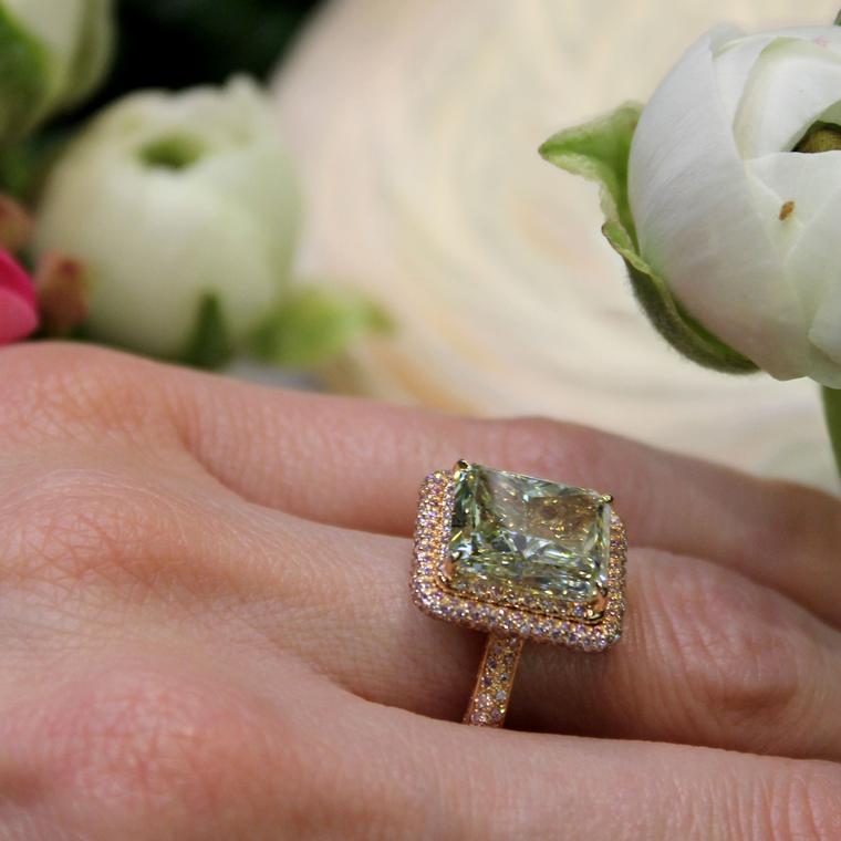 Green Diamond Ring – Caratly
