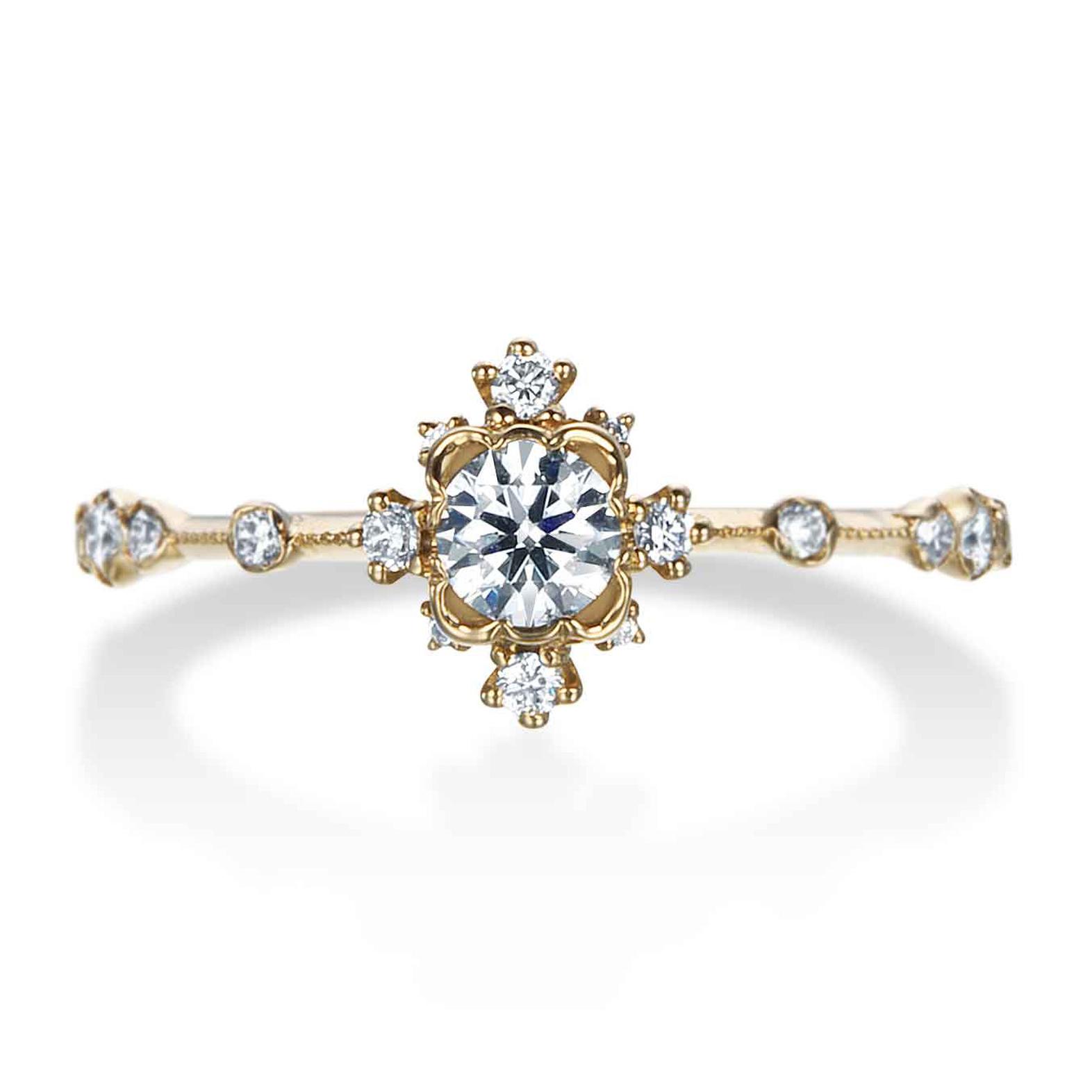 Abhinav Diamonds Pear 2.010g Ladies Halo Diamond Ring, Size: 14 at Rs  35000/piece in Mumbai