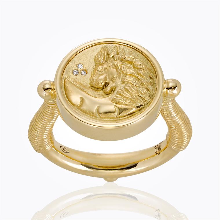 Modern Victorian 14K Yellow Gold Lion Signet Ring R375-14KYG | Art Masters  Jewelry