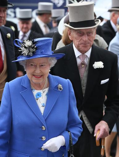 The Queen's jewels at Epsom Derby | The Jewellery Editor