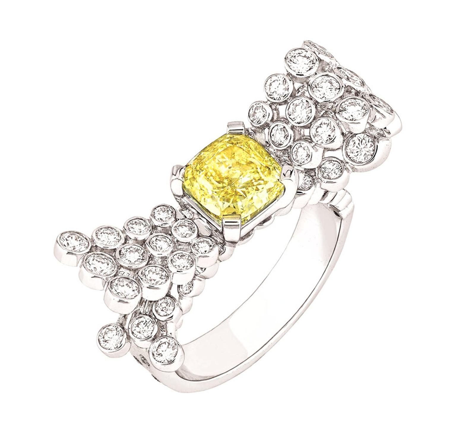 Chanel-Bague-Ruban-Mademoiselle-Dia-Jaune-PM