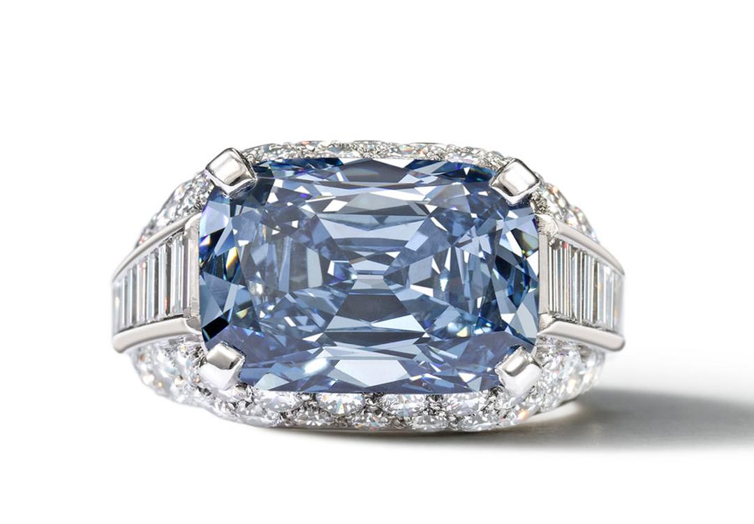 Blue Diamond Ring от Bvlgari