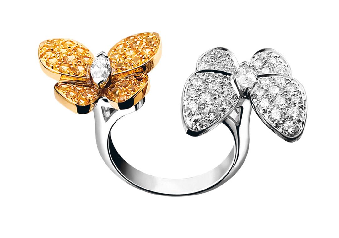 Van cleef arpels. Кольцо van Cleef Arpels two Butterflies. Ван Клиф бабочки. Ван Клиф кольцо бабочка. Кольца Graff van Cleef.