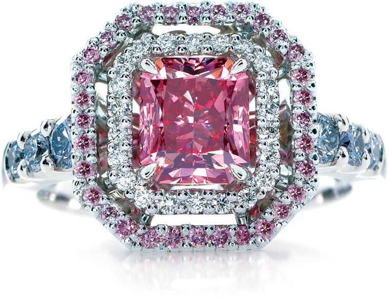 Lady Gaga Reveals Her Engagement with A Rare Pink Sapphire Ring - The  Natural Sapphire Company Blog