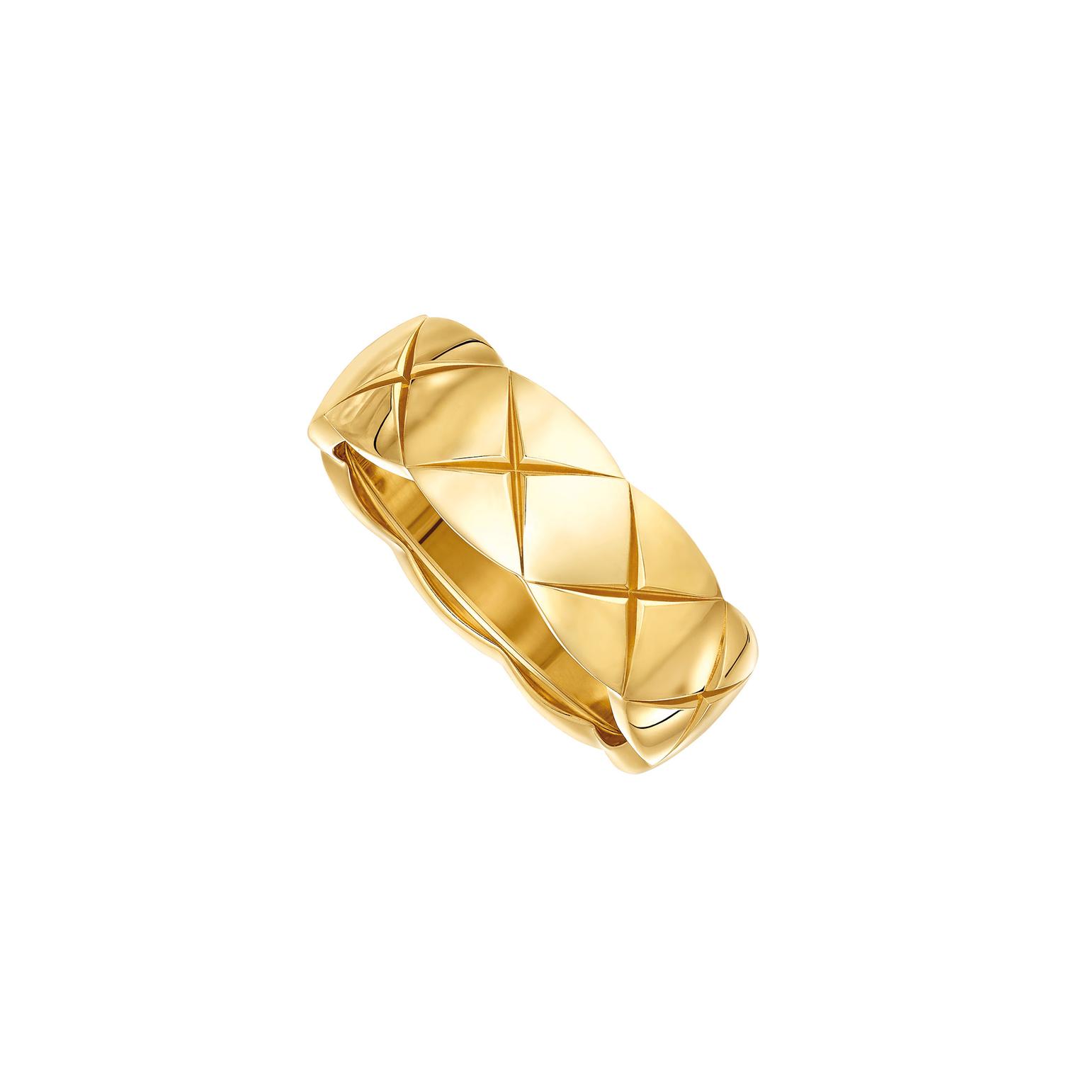 Золотое кольцо шанель