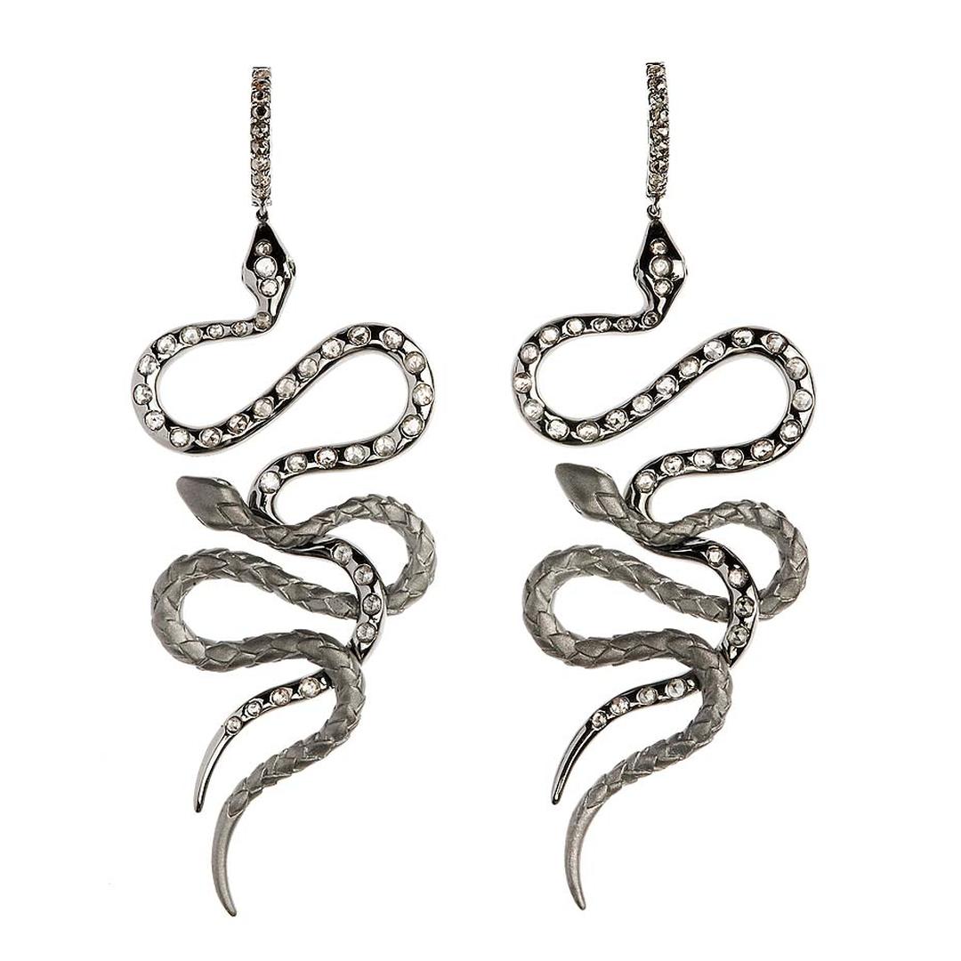 Змей и серьга. Серьги percossipapijewels "Snake". Хеликс змея серьга. Серебряные серьги «змеи».