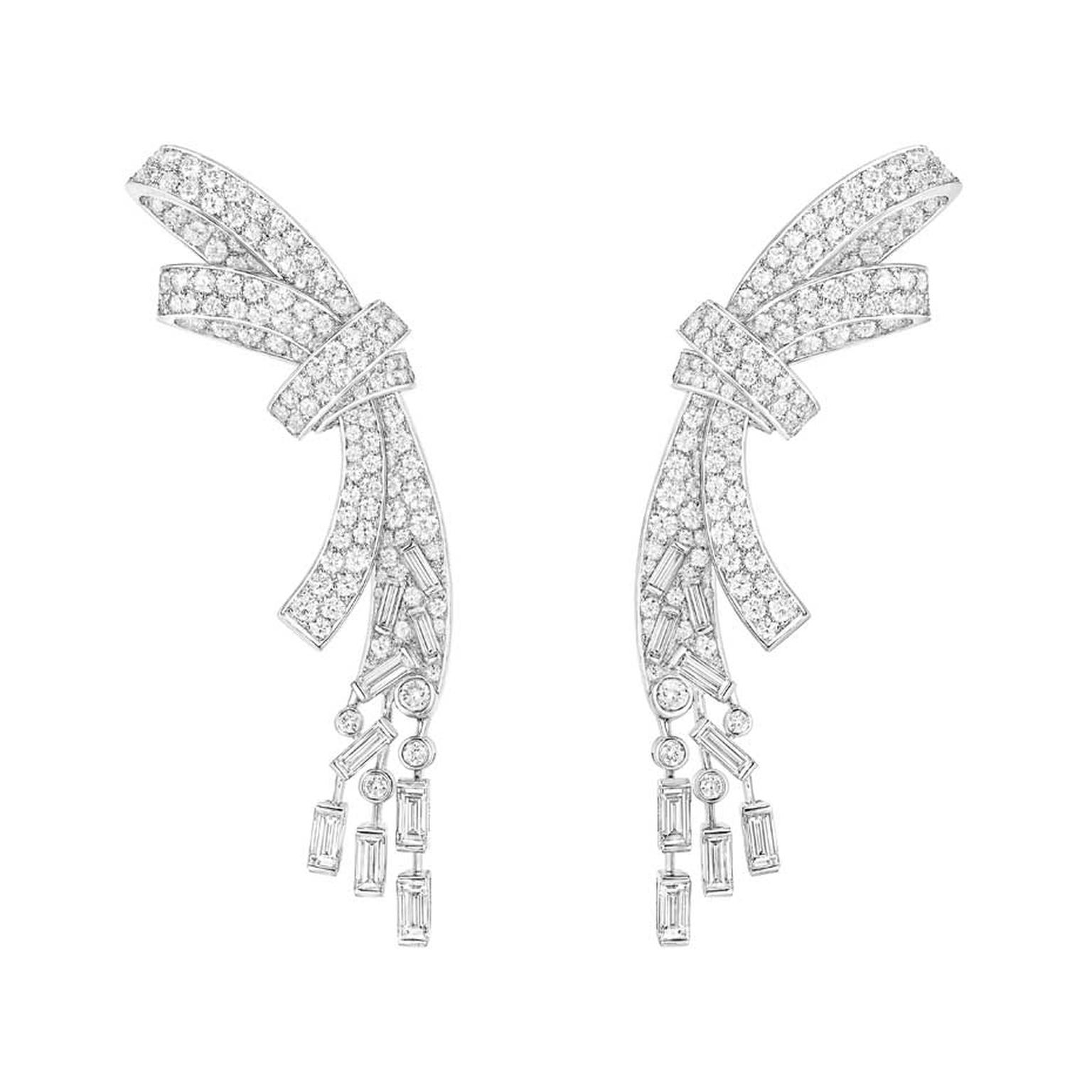Diamant Evanescent Earrings  J63488  CHANEL