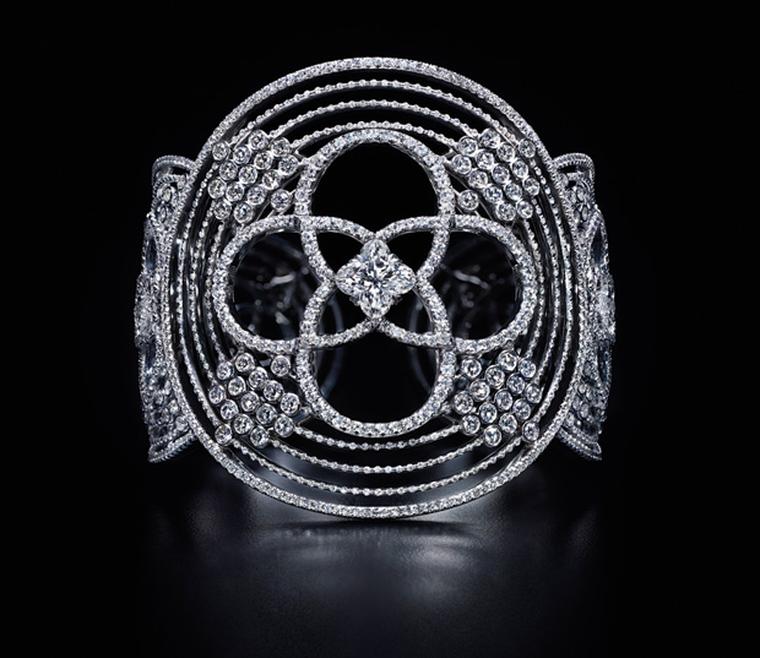 LES ARDENTES RING, WHITE GOLD AND DIAMONDS - Categories
