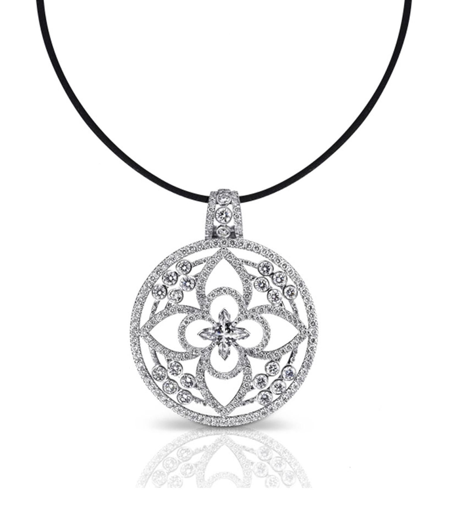 Monogram Sun diamond pendant necklace in rose gold with diamonds, Louis  Vuitton
